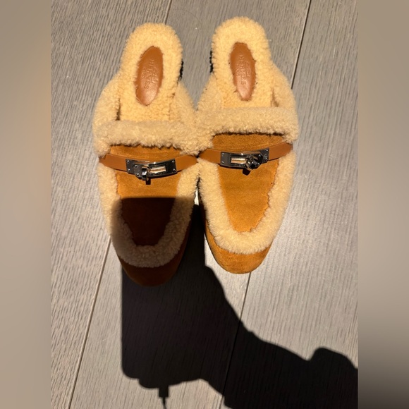 Hermes Tan Suede Shearling-Trim Loafer Mules with Silver Hardware - Picture 2 of 6